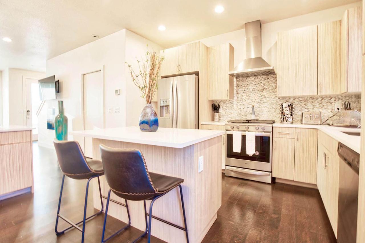 Beautiful 3 Bedroom Townhouse In Old Town North, Brewery District Fort Collins Exteriör bild